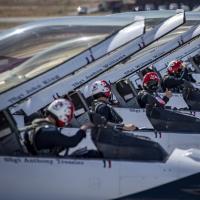 美国空军雷鸟将在北佐治亚州的空中表演中展示2020联队的机翼