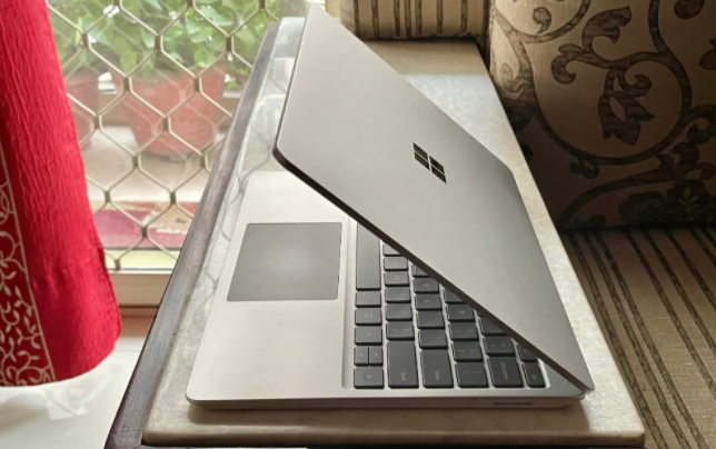 Microsoft Surface Laptop Go评测：英特尔第10代Core i5处理器