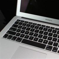 互联网分析：MacBook Air配备了升级版键盘和升级版配置
