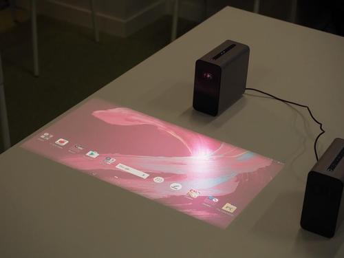 索尼的Xperia Touch投影仪可将任何表面变成Android设备
