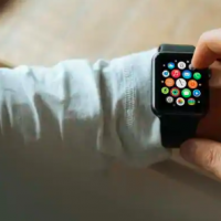 互联网分析：苹果今年可能不会发布带有Micro LED屏幕的Watch，Series 6可能配备OLED面板