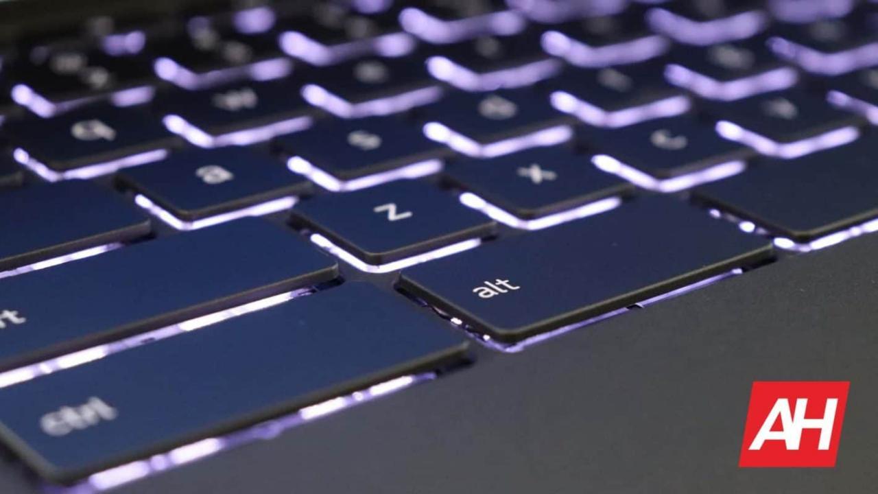 如何在Chromebook上调整背光键盘亮度