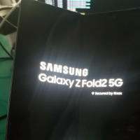 互联网分析：三星Galaxy Z Fold 2的真实照片泄露