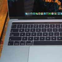 互联网分析：新的16英寸MacBook Pro将于下个月上市