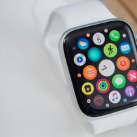 互联网分析：Apple Watch SE和Apple Watch 3：您应该选择哪一个？